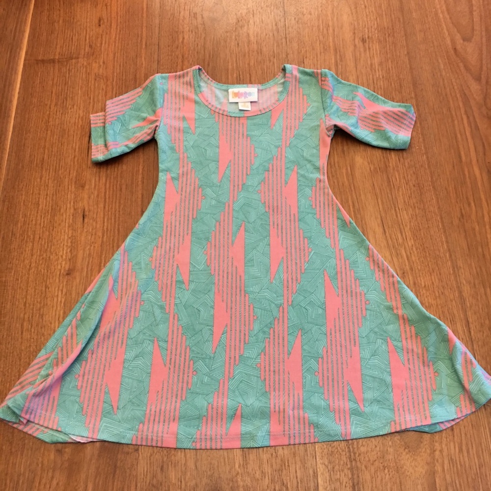 Very Cute Lularoe dress